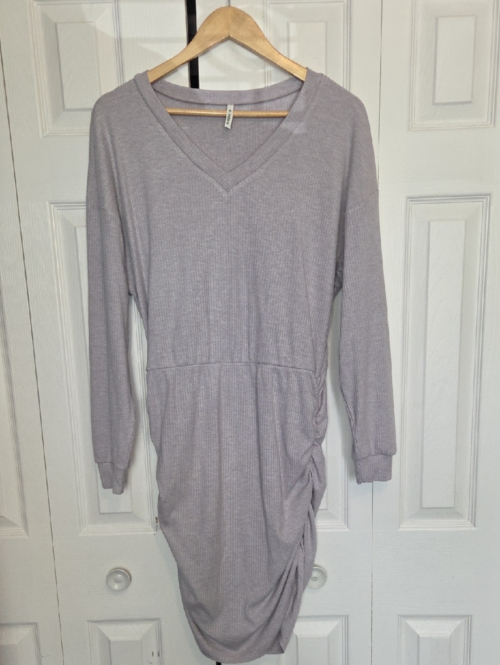 HALARA Light Lavender V-Neck Ruched Long Sleeve Dress